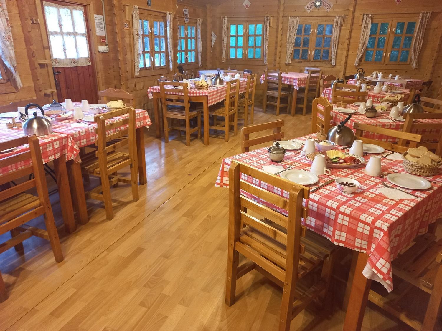 Casa Edelweiss - Gyopar - Flore De Colt Rimetea Eksteriør bilde